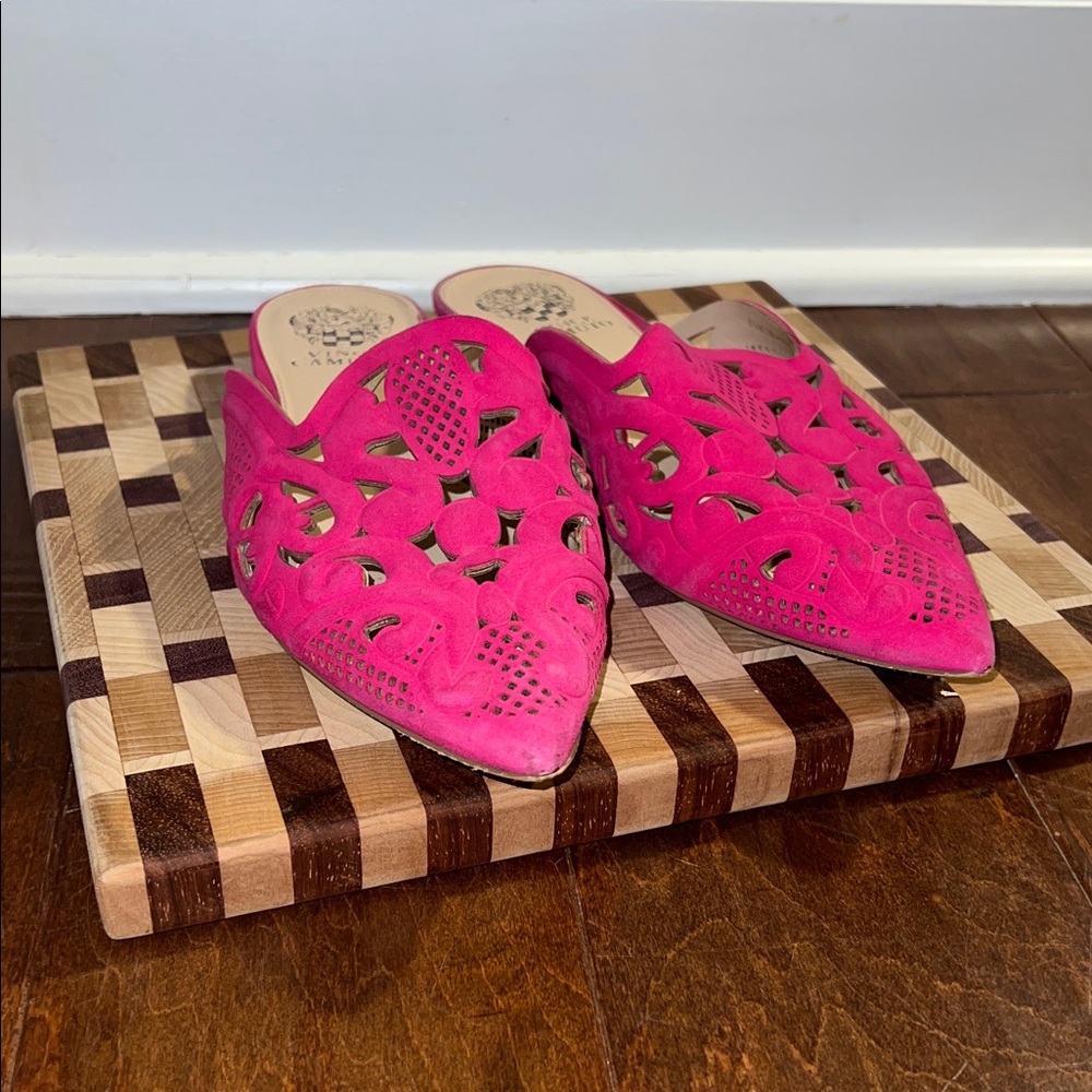 Vince Camuto Fuchsia Suede Mules sz 8.5